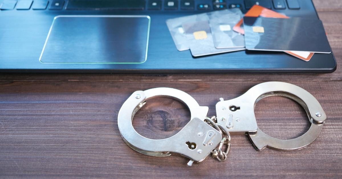 Aplicativos legítimos viram ferramenta de golpe bancário no país