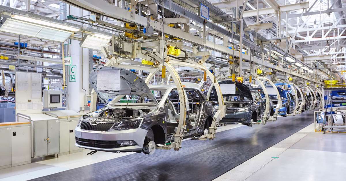 BYD inaugura fábrica e quer produzir 600 mil veículos por ano no Brasil