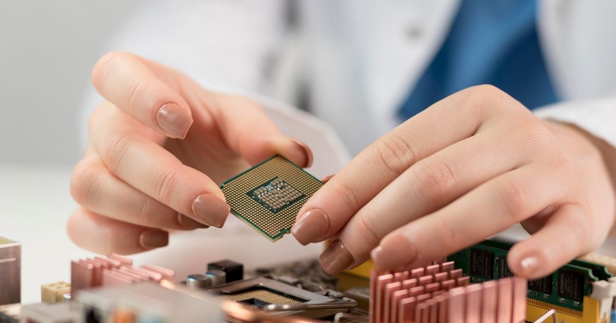 Programa federal busca talentos para formação especializada em chips; inscreva-se