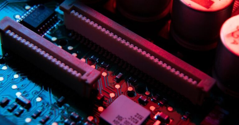 Tecnologia de memória em vidro pode guardar dados por bilhões de anos