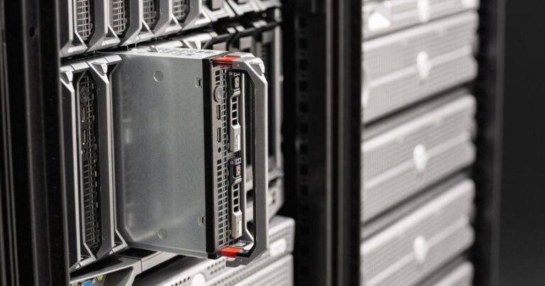 Dataprev conclui desligamento do último mainframe usado pelo INSS