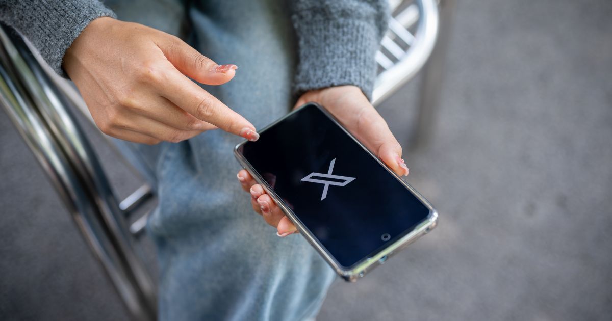 Brasil cobra que X impeça Grok de criar imagens sexualizadas falsas