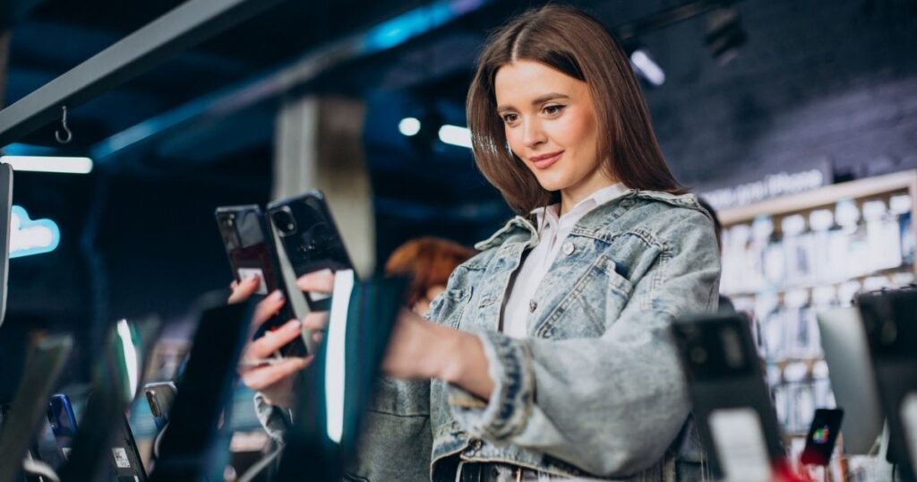 Venda de celulares deve sofrer maior queda da história em 2026