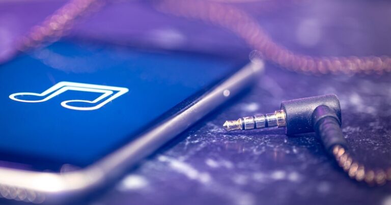 Google e Apple ampliam recursos de IA na música e desafiam Spotify