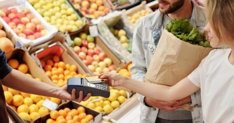 Justiça derruba liminar que suspendia novas regras do VR e do VA