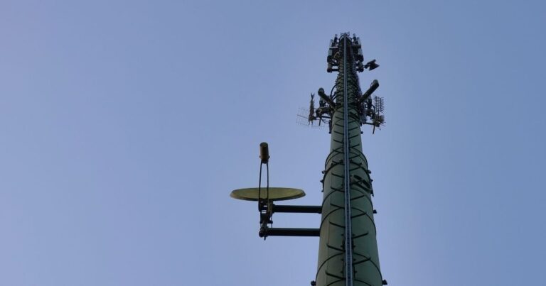 Operadora aposta em antenas com IA da Huawei para reforçar rede 5G