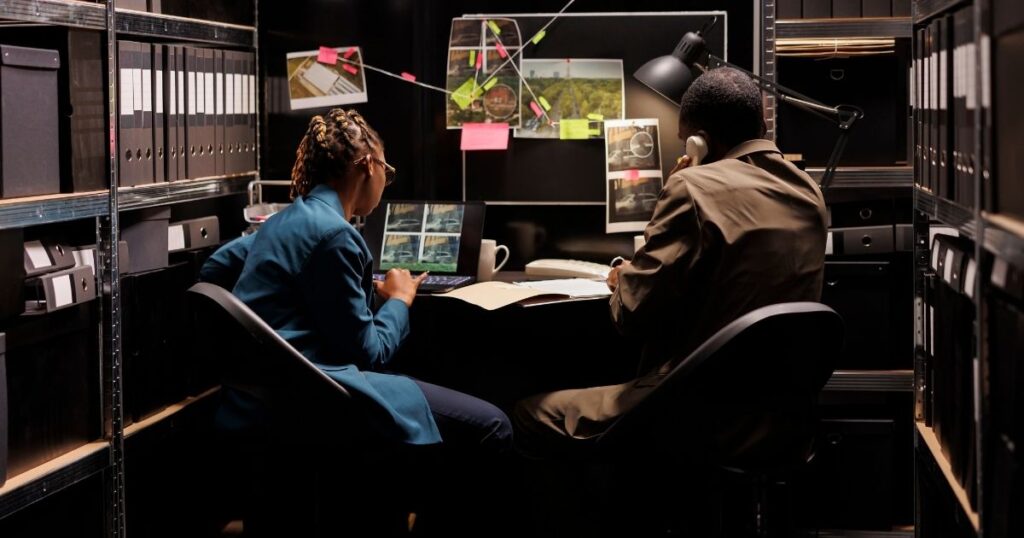 Operação internacional derruba fórum de crimes cibernéticos LeakBase