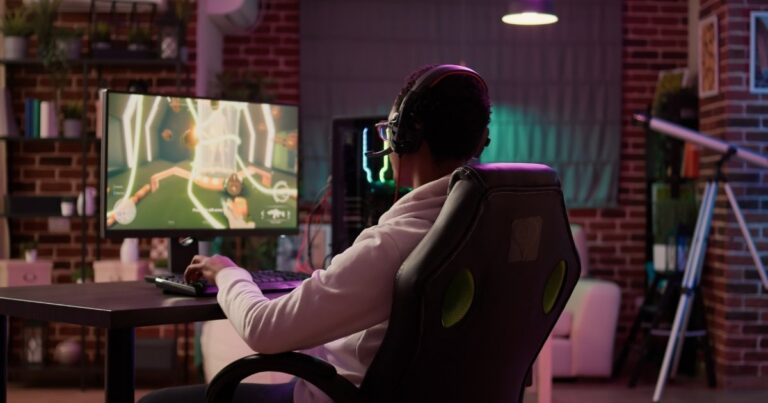 Projeto de brasileiros usa Fortnite para recrutar profissionais de TI