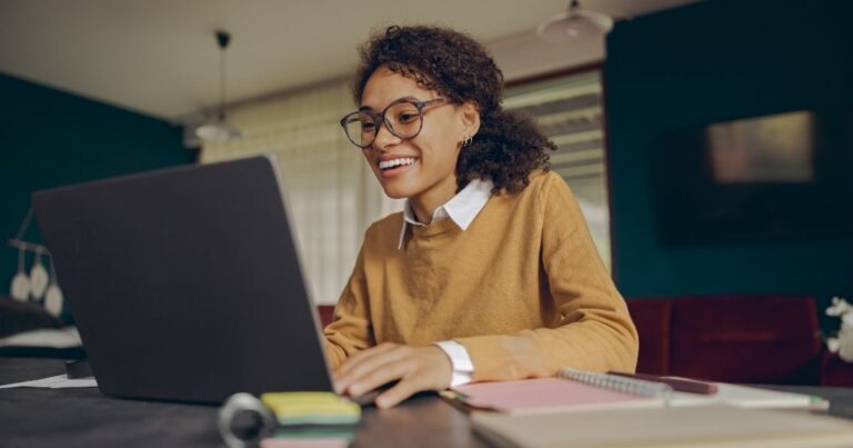Senado aprova PL que reconhece estágio como experiência profissional