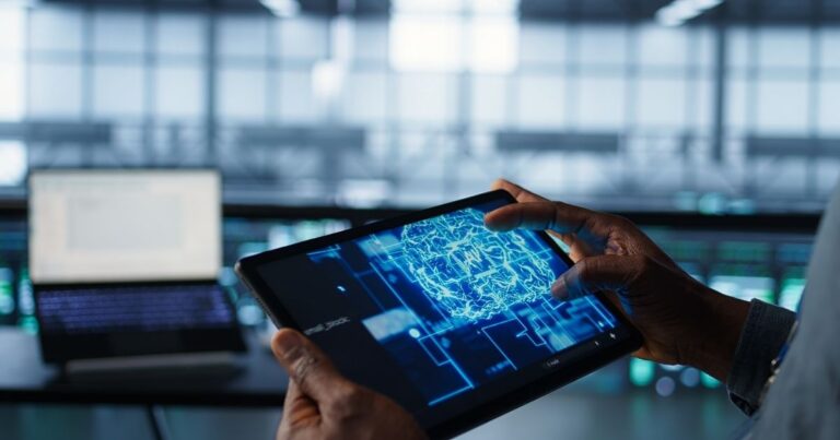 Automação e IA ganham força no Brasil, que lidera ranking na região