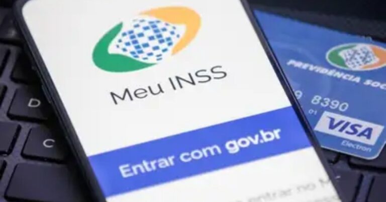 Polícia Federal cumpre mandados contra suspeitos de fraude digital no INSS