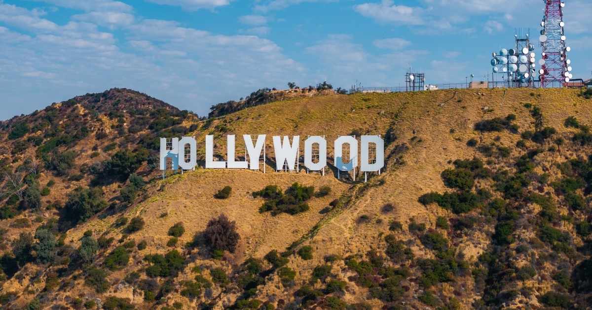 Atores e estúdios fecham acordo para limitar uso de IA em Hollywood