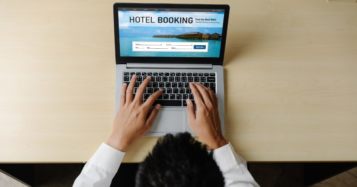 Golpe do ‘sequestro de reservas’ usa dados de hotéis para enganar turistas