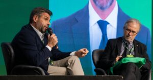 Sintipar integra debates sobre tecnologia e relações de trabalho em encontro da CSB