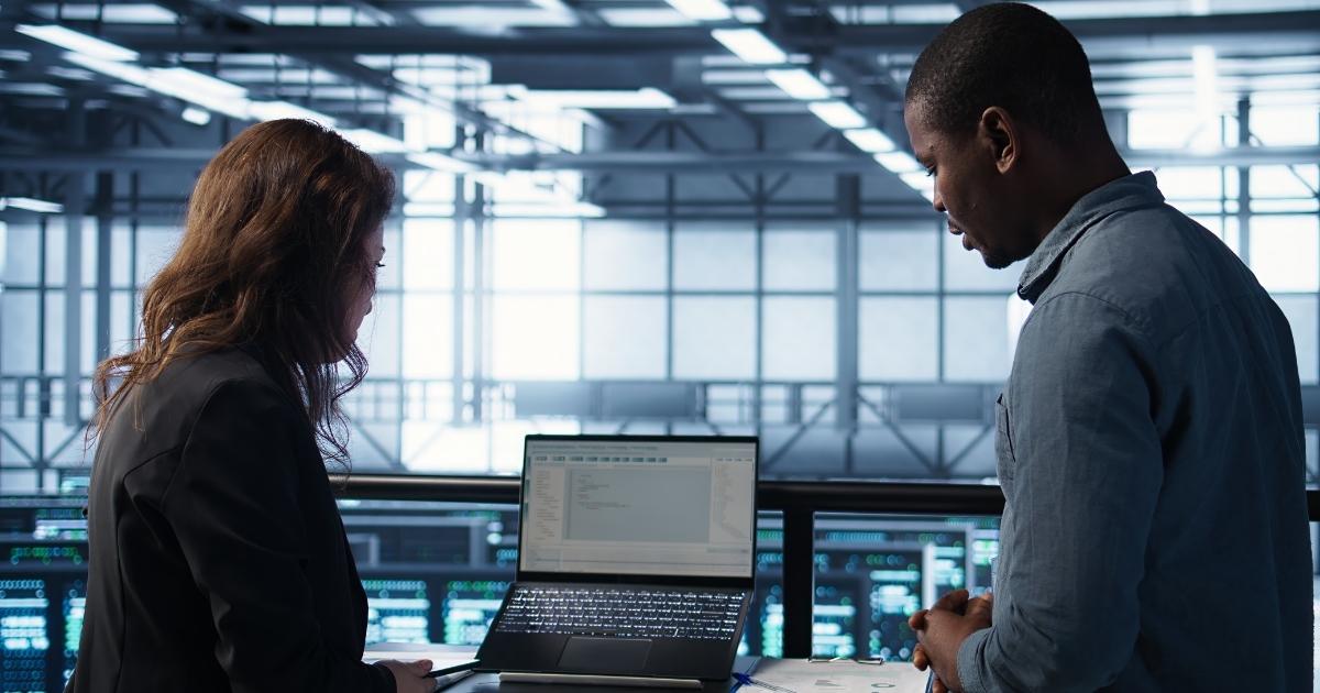 EUA preparam nova ofensiva regulatória sobre IA e segurança cibernética