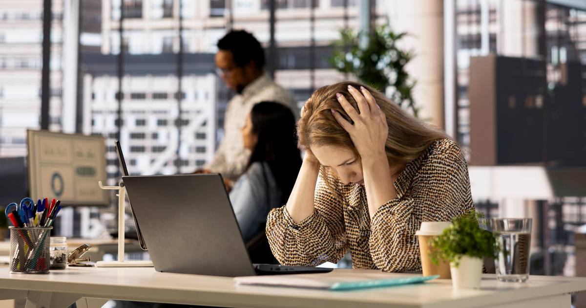 Opinião: Com explosão de casos de burnout, saúde mental vira questão estratégica para empresas